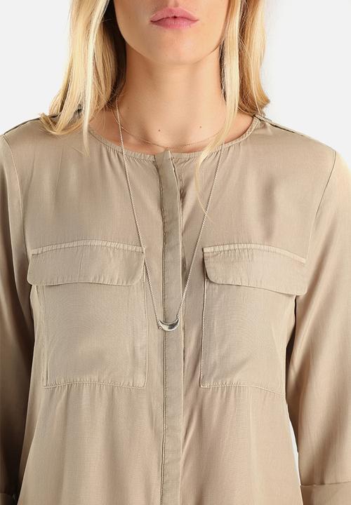 Vero Moda - Cobra Shirt