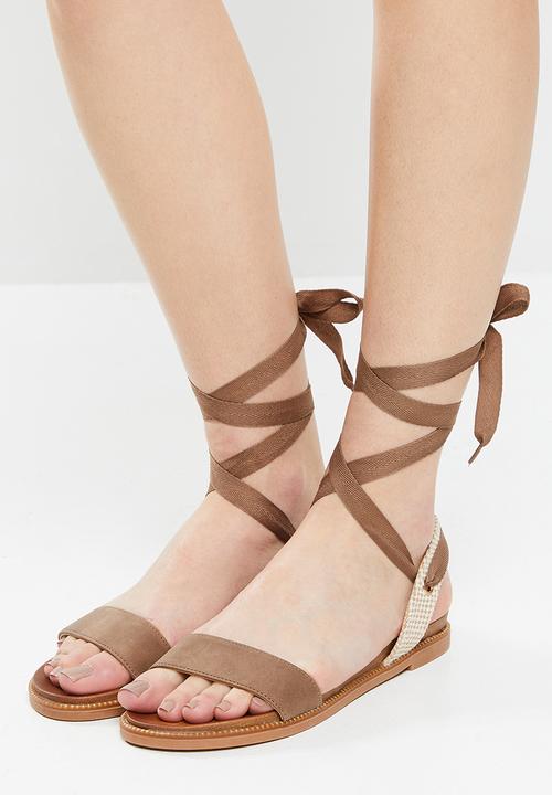 Butterfly Feet - Ellie 4 ankle tie sandal - chocolate