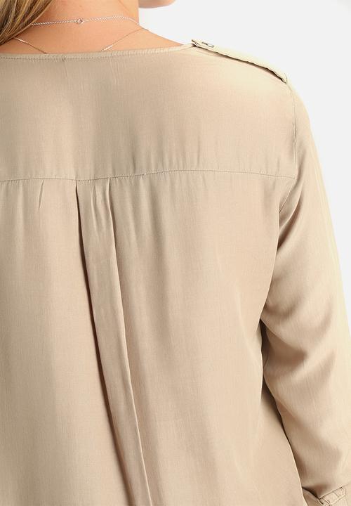 Vero Moda - Cobra Shirt