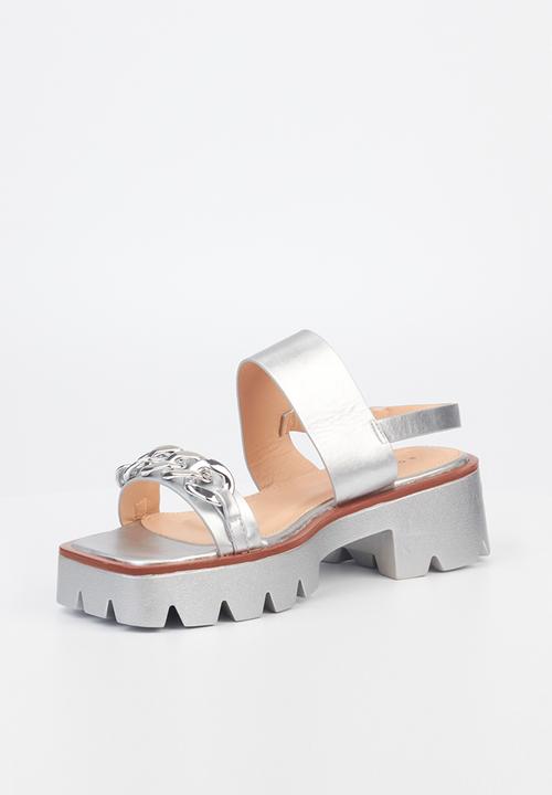 Rock & Co - Deviant 2 chunky lug sole sandal - silver