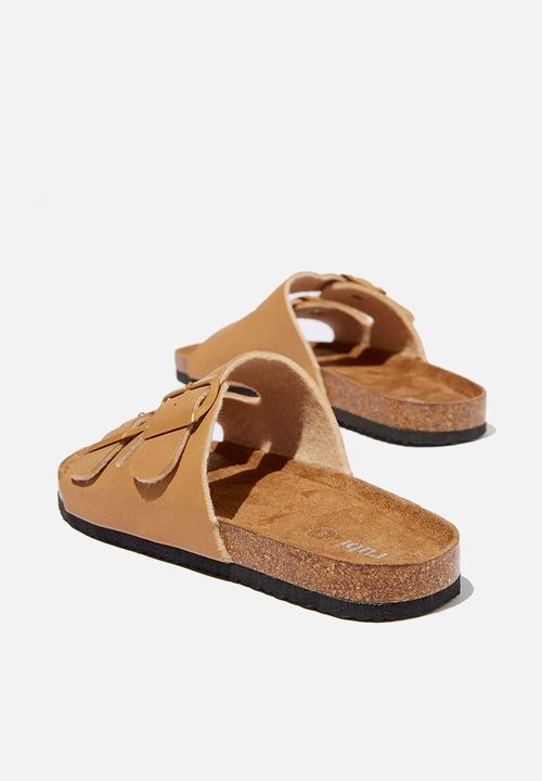 Cotton On - Rex double buckle slide - light camel nubuck