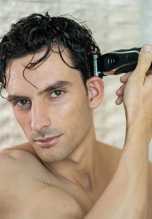 WAHL - Aqua Groom Showerproof 13 piece Lithium Ion Beard Trimmer Grooming Kit