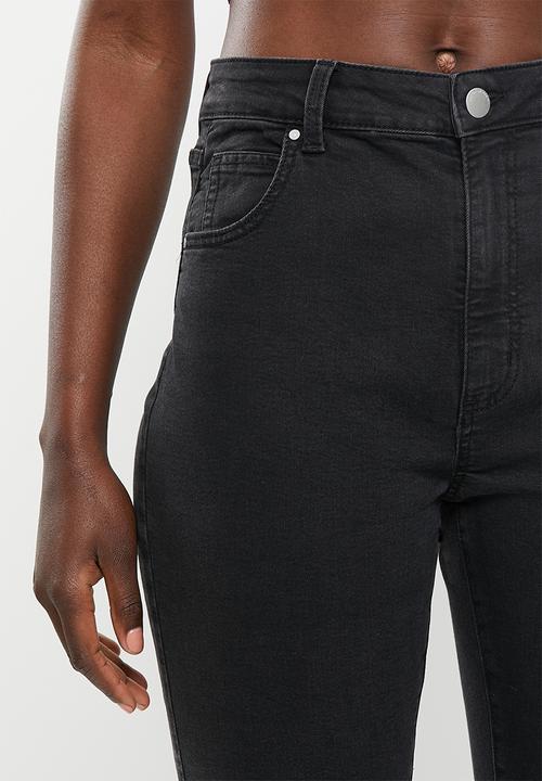 Cotton On - High rise cropped skinny jean - worn black rip