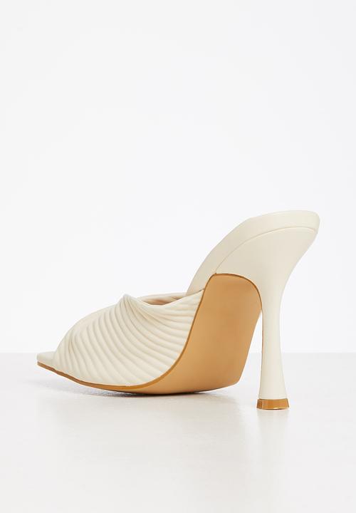 Footwork - Karri stiletto mule heel - beige