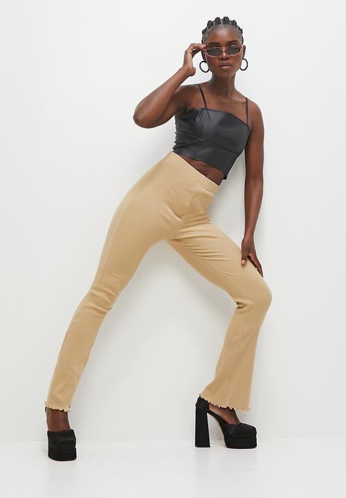 Blake - Flared leg - neutral 