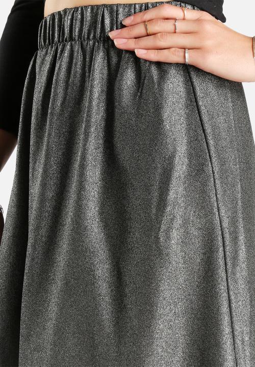 Vero Moda - Shiny Swing Skirt