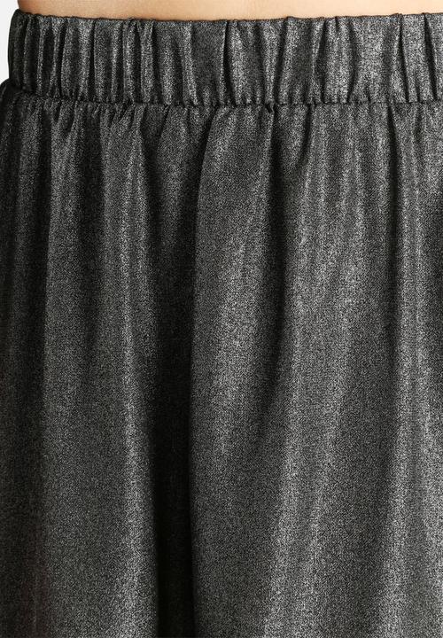 Vero Moda - Shiny Swing Skirt
