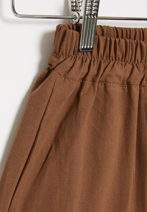 Pop Candy - Shorts with elastic waist - rust