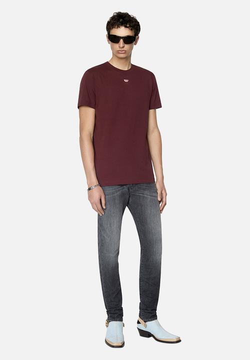 Diesel  - T-diegor-d short sleeve tee - burgundy