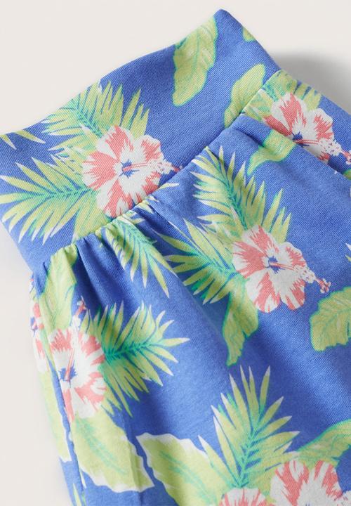 MANGO - Shorts hibiscup - light blue