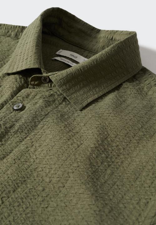 MANGO - Vicar seersucker shirt - khaki