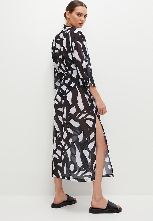 Superbalist - Midi cover up with belt - black bold graphic print