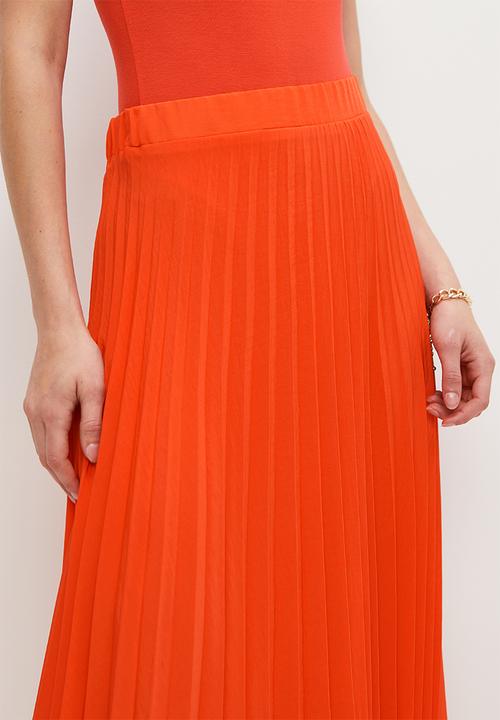 VELVET - Pleated maxi skirt - orange