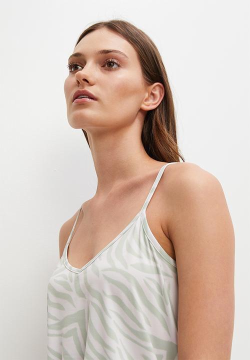 Superbalist - Sleep cami & shorts set - sage & beige 