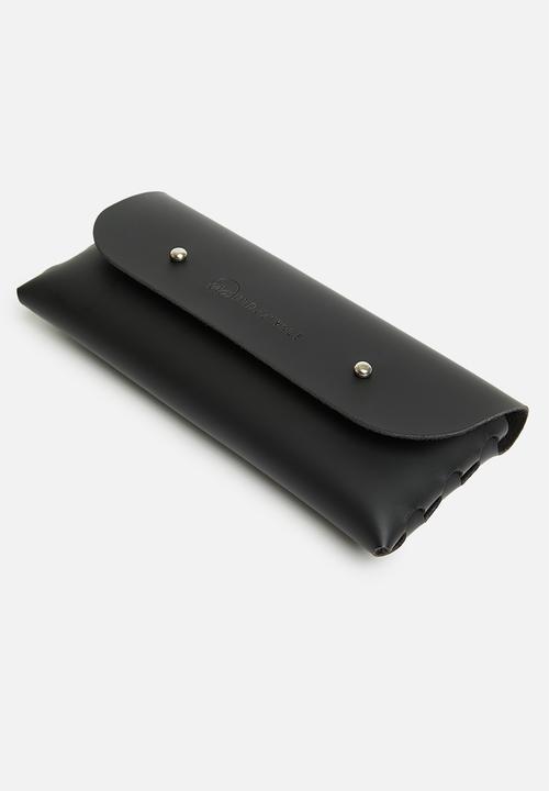 ERA by DJ Zinhle - Black flame logo sunglasses - black