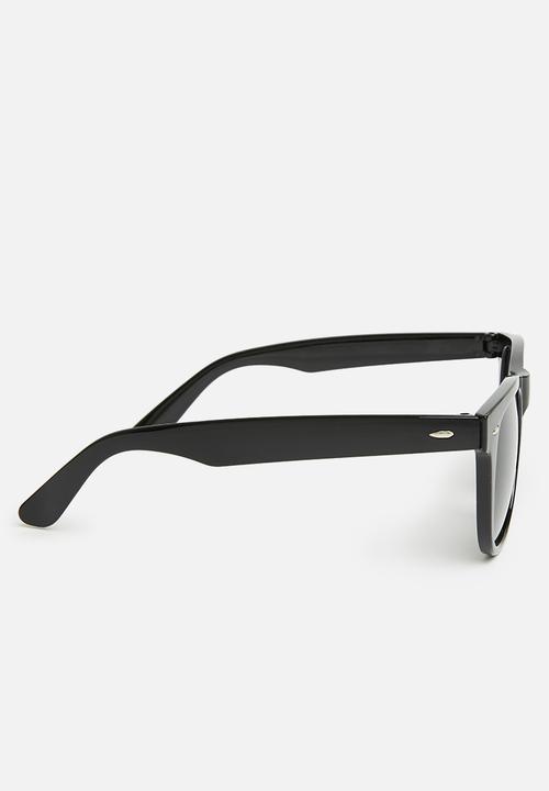 Superbalist - Plastic wayfarer - black