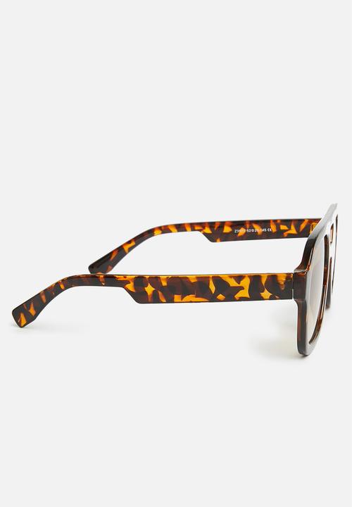 Superbalist - O'connor sunglasses - tort