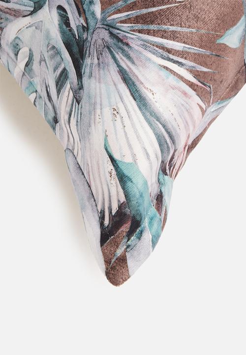 Grey Gardens - Everglade cushion cover - solar