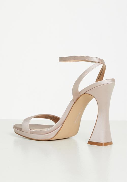 Steve Madden - Nikita block heel - blush satin