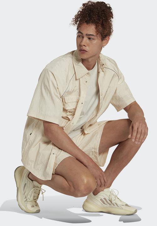 adidas Originals - Reveal material mix short - wonder white