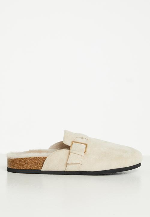 Superbalist - Khloe closed toe mule - beige