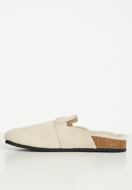 Superbalist - Khloe closed toe mule - beige