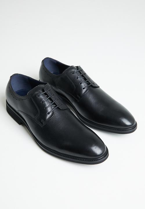 Steve Madden - Arthur - black leather