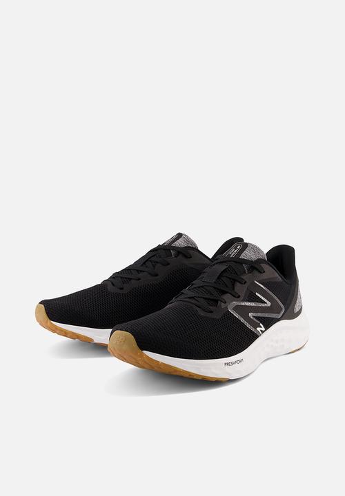 New Balance  - Fresh foam arishi v4 - black