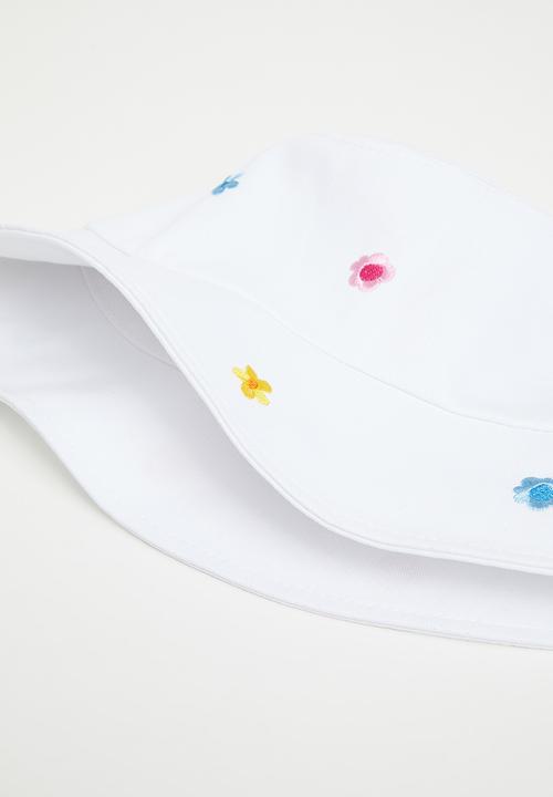Superbalist - Zahra bucket hat - white