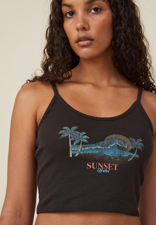 Cotton On - Graphic rib cami - sunset hotel/washed black