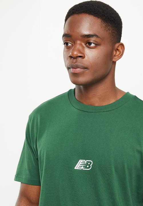 New Balance  - Nb essentials magnify graphic tee - nightwatch green