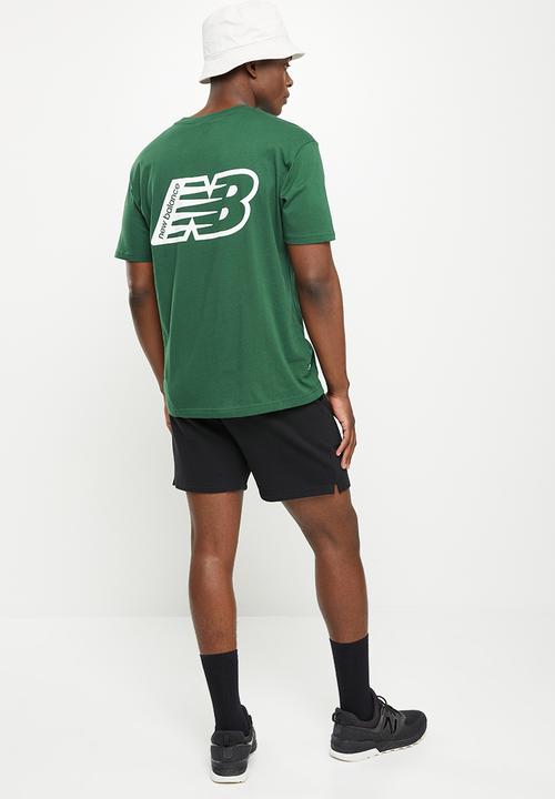 New Balance  - Nb essentials magnify graphic tee - nightwatch green