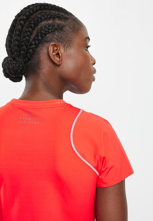 Nike - Woman's Nike df run dvn top short sleeve - light crimson