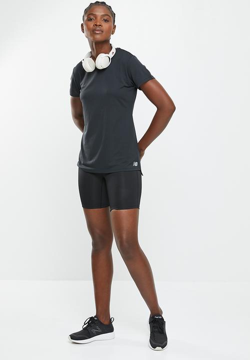 New Balance  - Nb tech training short sleeve - black