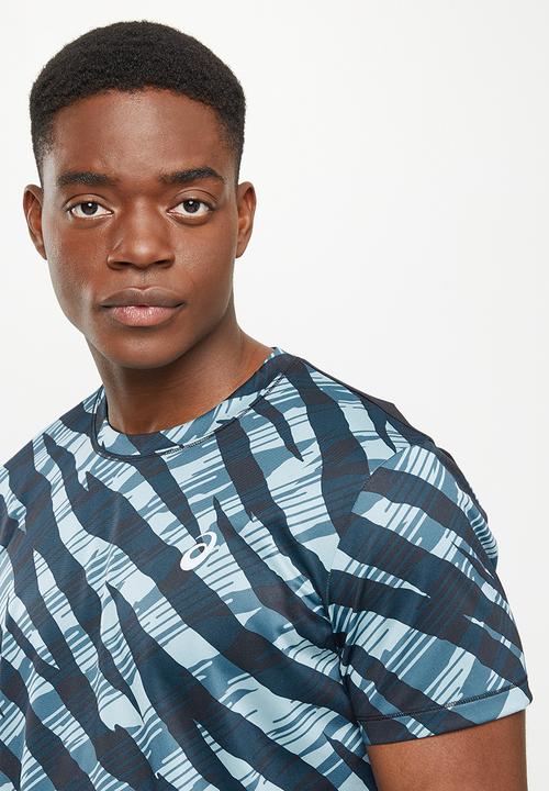 ASICS - Wild camo short sleeve top - azure & performance black