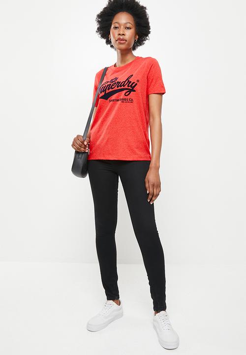 Superdry. - Vintage script style coll tee - red