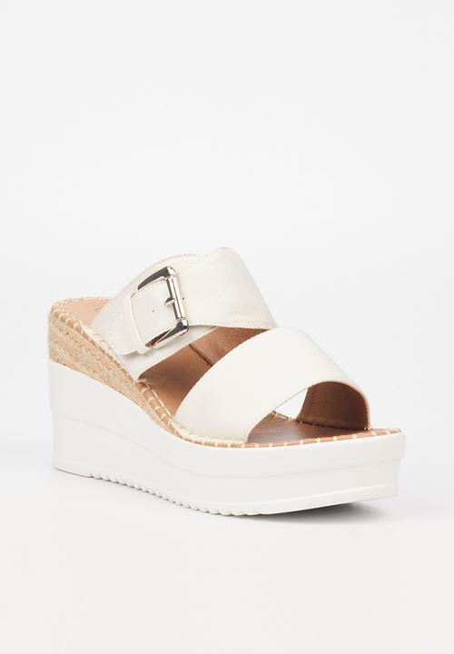Miss Black - Wild3 mule wedge heel - white