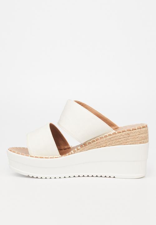 Miss Black - Wild3 mule wedge heel - white