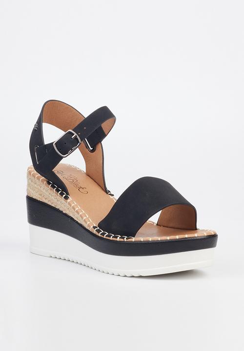 Miss Black - Wild4 wedge heel - black