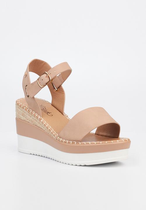 Miss Black - Wild4 wedge heel - neutral