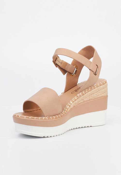Miss Black - Wild4 wedge heel - neutral