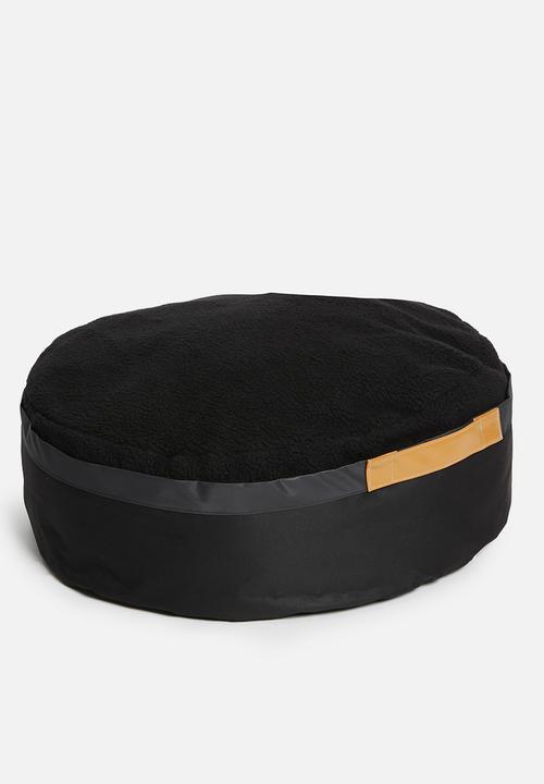 Sixth Floor - Muffin pet bed-black