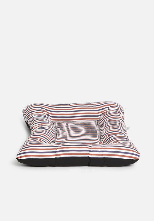 Sixth Floor - Pet matress-multi