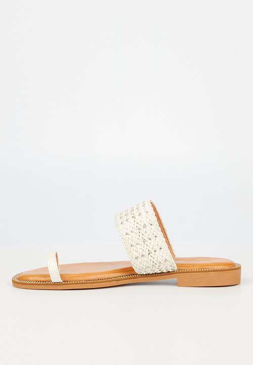 Miss Black - Murano11 toe post sandal - white
