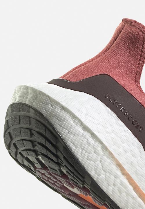 adidas Performance - Ultraboost 22