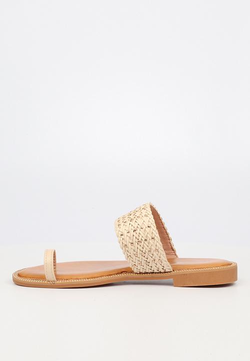 Miss Black - Murano11 toe post sandal - nude