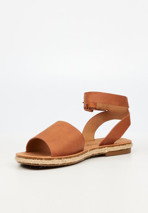 Butterfly Feet - Celia 2 ankle tie sandal - tan