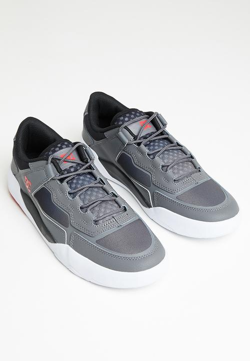 DC - Dc metric - grey, black & red