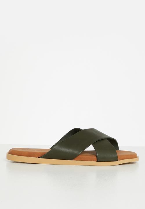 edit - Lila slide - khaki