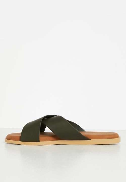 edit - Lila slide - khaki